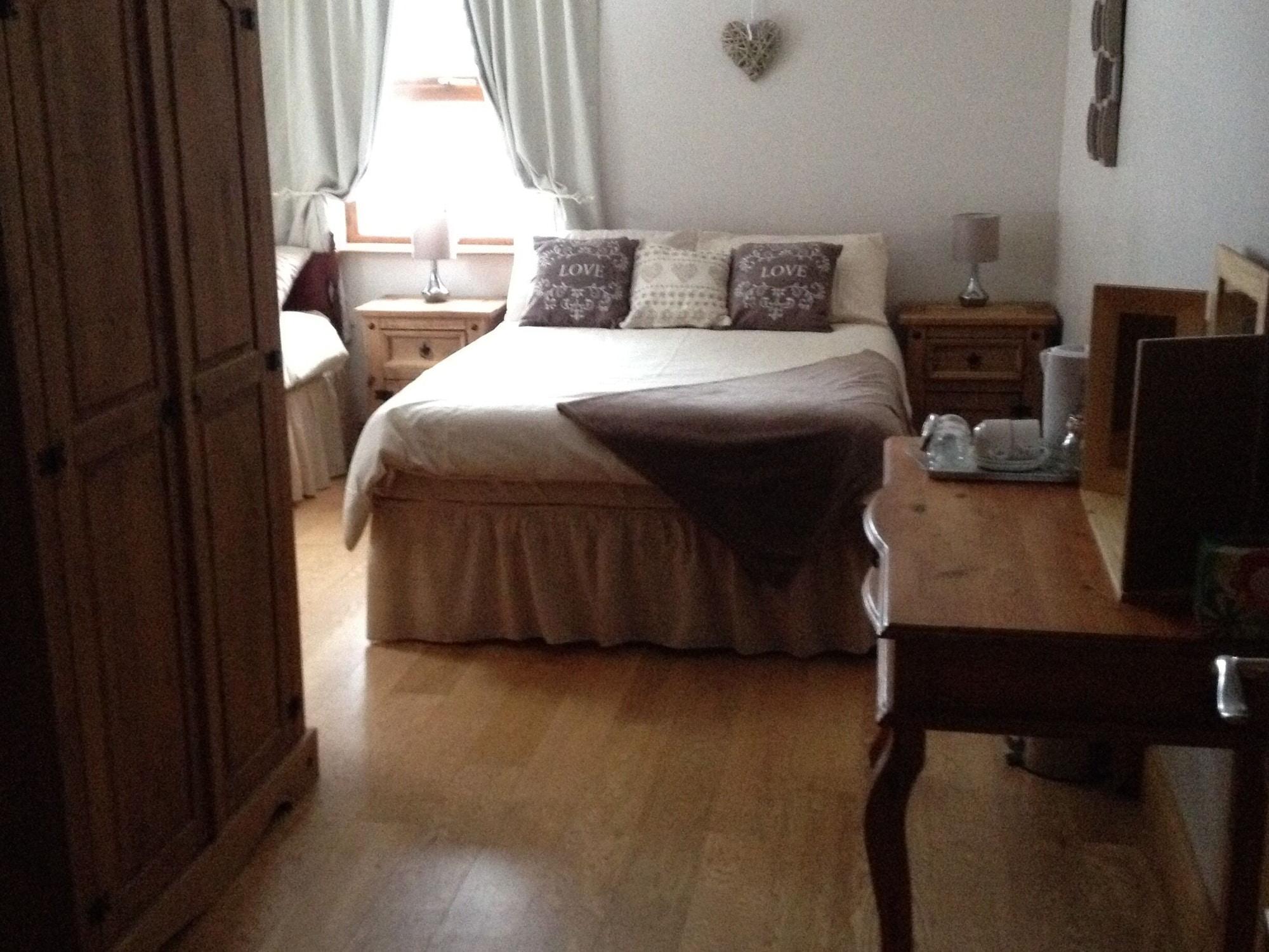 Glenn Eireann House Bed & Breakfast Cushendall Ngoại thất bức ảnh