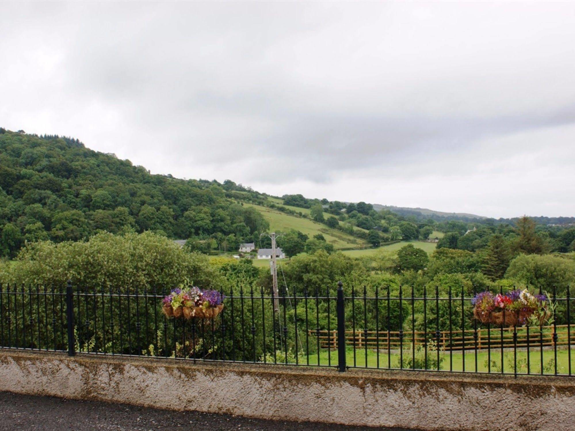 Glenn Eireann House Bed & Breakfast Cushendall Ngoại thất bức ảnh